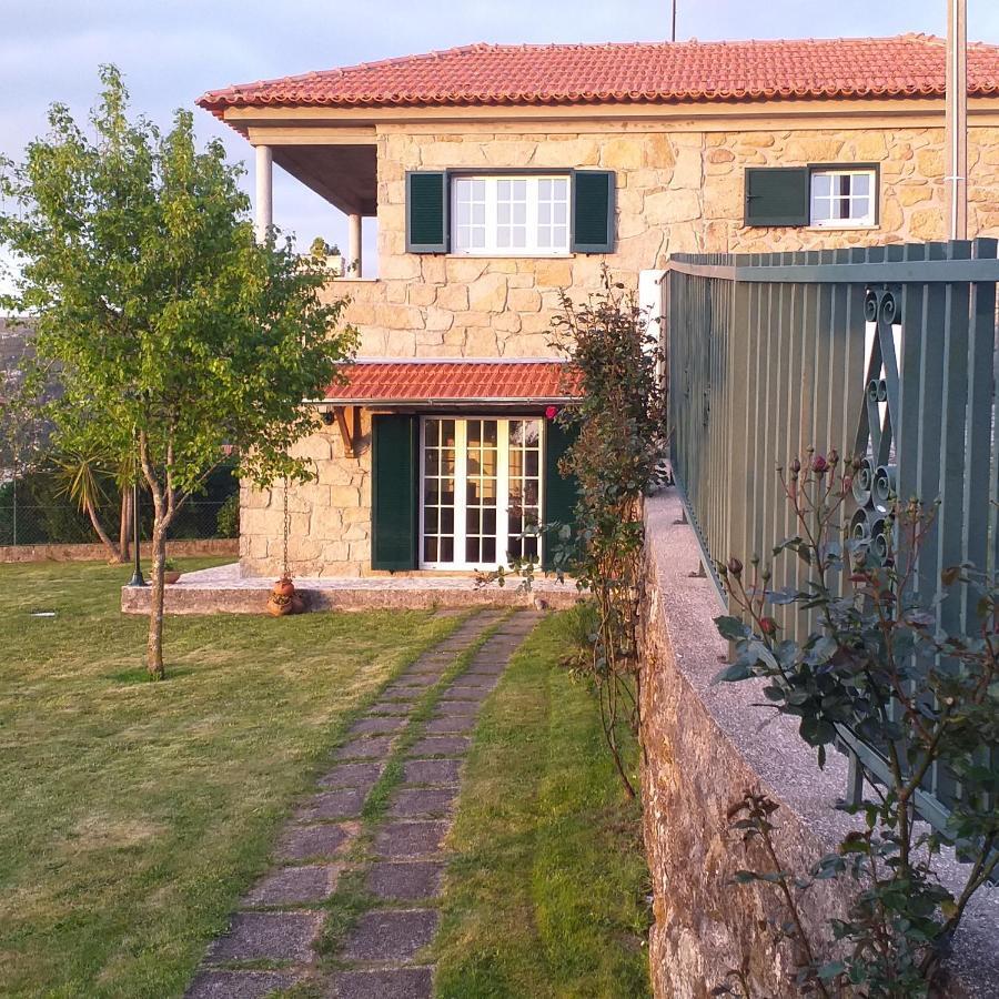 瓦莱迪坎布拉Casa Da Boa Vista Em Viadal别墅 外观 照片